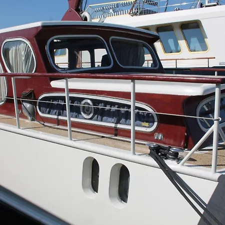 Yacht Sequana Hotel en barco *