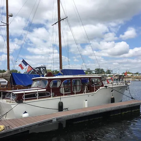 Yacht Sequana *
