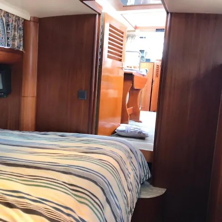 Yacht Sequana Hotel en barco Deauville